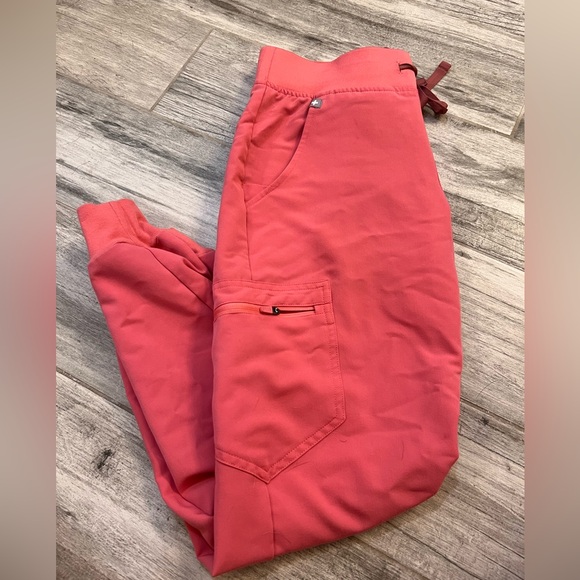 Figs Desert Rose Set - Picture 2 of 5